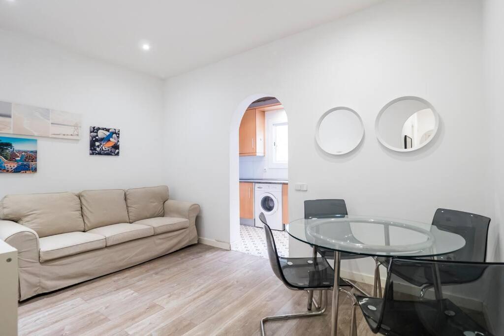 Bebarceloner Poble Nou Apartaments - 2 Bedroom Eksteriør billede